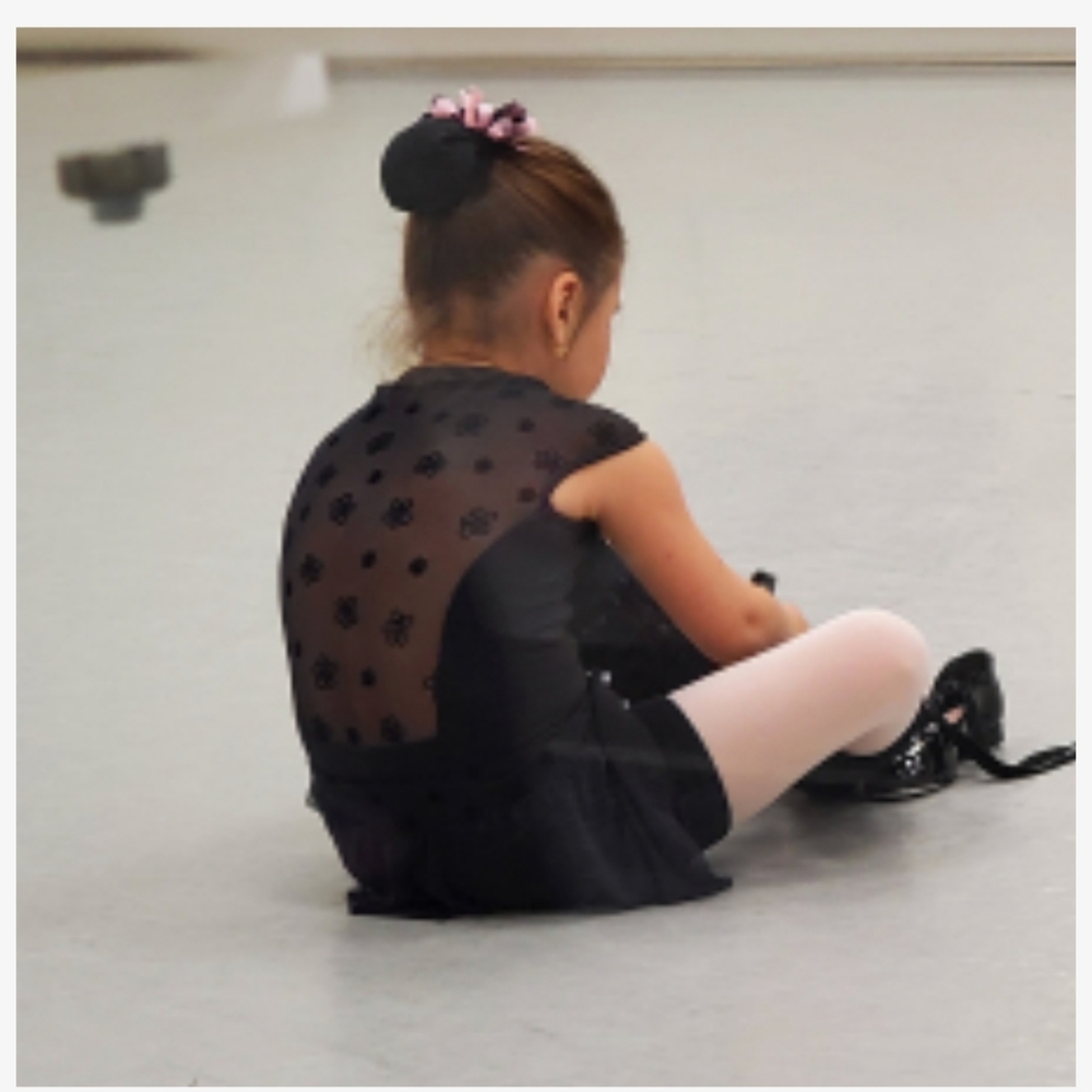 Kids size 6/7 ballet/tap outfit - Picture 3 of 8
